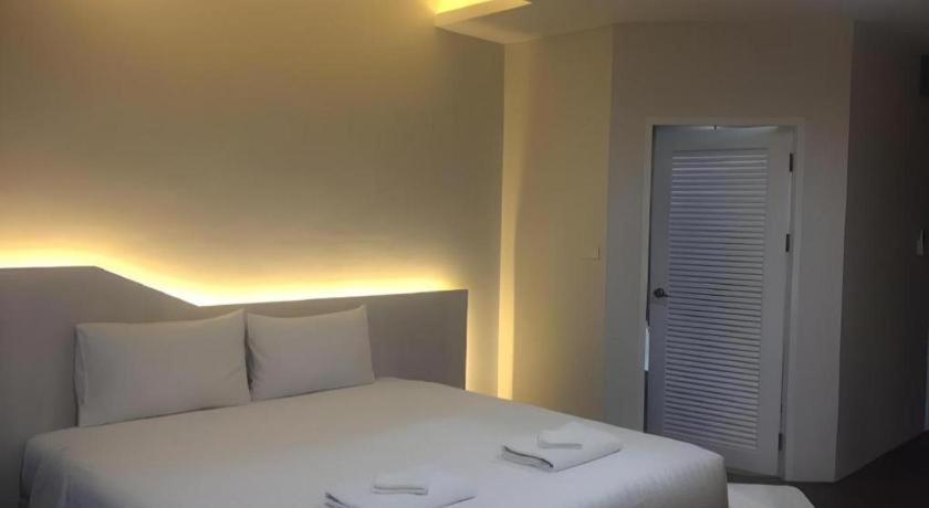 ลักษณา เรสซิเดนซ์ Hotel หาดใหญ่ ภายนอก รูปภาพ